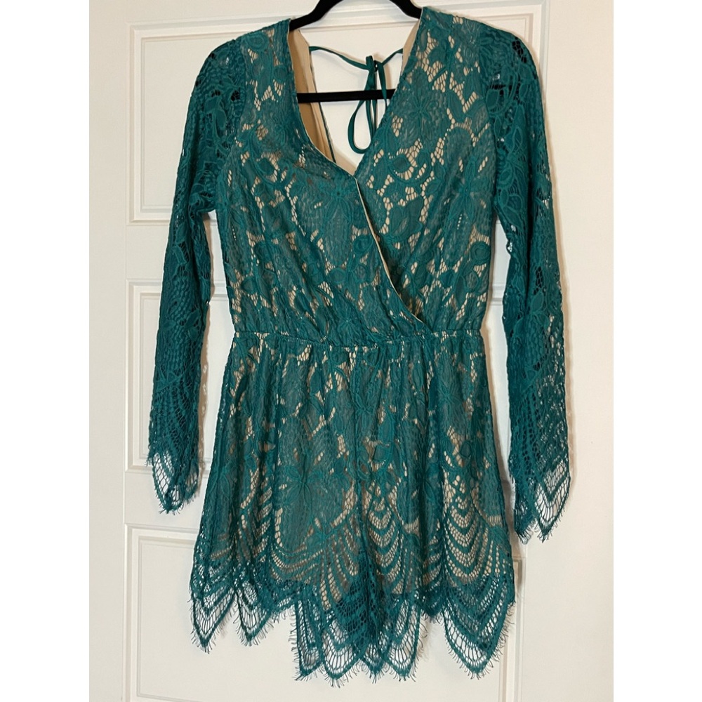 Green lace Boho romper Xhileration size Small
